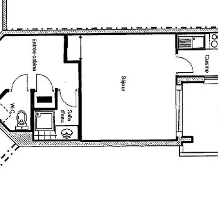 Climatise Avec Terrasse Et Parking A 500m De La De - Fr-1-338-144 * Sète